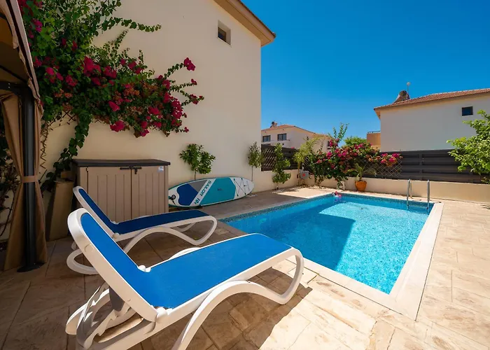 Anna-maria 3 Bedroom Vila