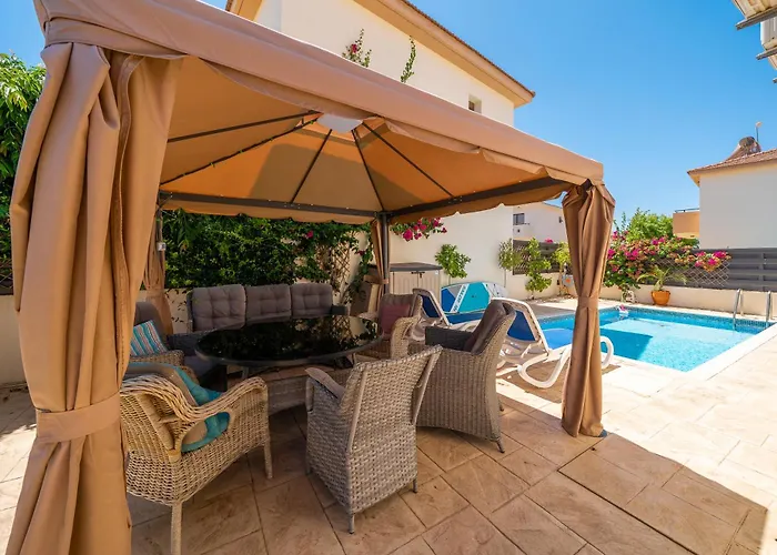 Anna-maria 3 Bedroom *